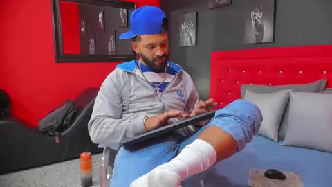 Thia Gomez online show from February 25, 12:27 pm