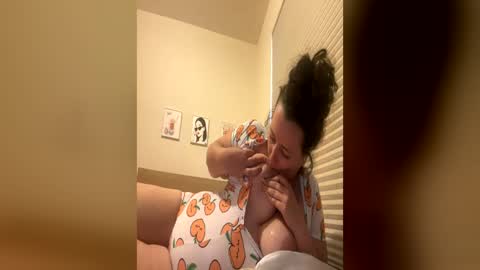 Thick Sweetheart bigtits bigboobs mommy online show from July 6, 11:17 pm