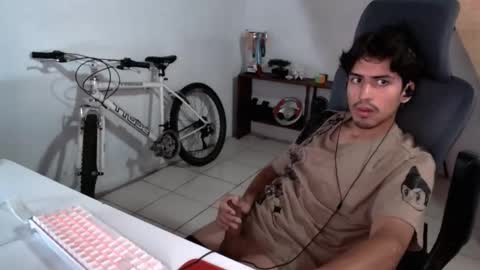 Snapshot of thieves_us chatting on October 2, 6:50 pm thieves_us online show from October 2, 6:50 pm