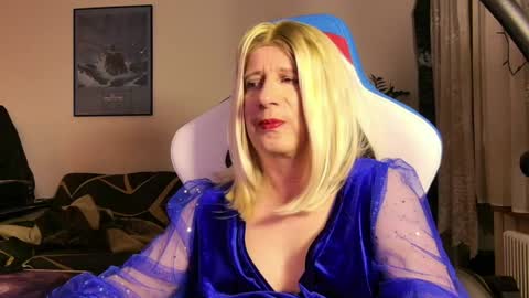 thihold online show from March 22, 6:45 pm