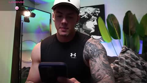 Thomas Falcon online show from February 6, 12:25 am