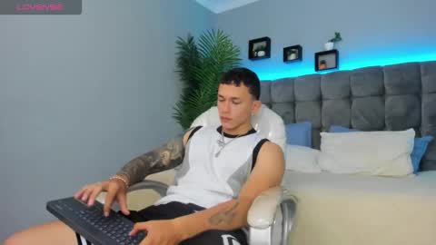 Thomas online show from March 3, 2:02 pm