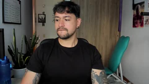 Thomas online show from December 2, 5:44 pm