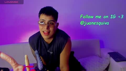 Thomas and Faon  online show from April 19, 4:35 am