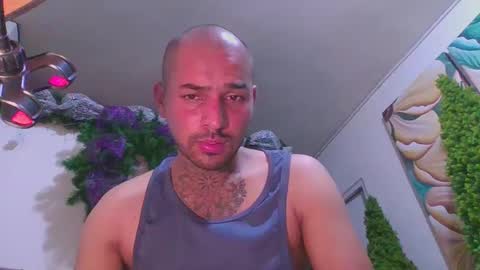 thomas  smith online show from February 21, 1:55 am