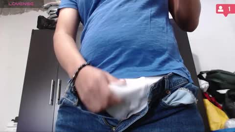 thor0200 online show from January 9, 6:26 pm