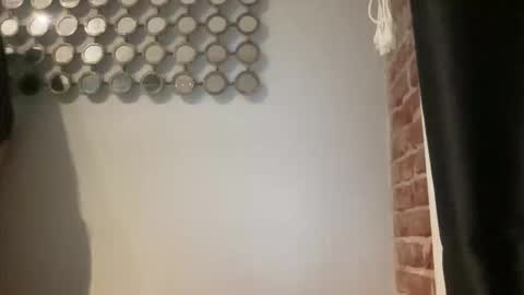 throatyygoat online show from November 26, 1:36 am