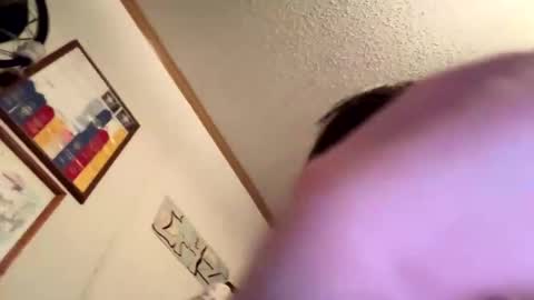 throbbing8585 online show from February 2, 5:26 am