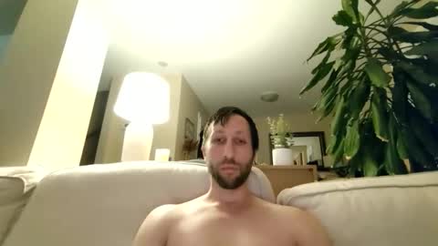 throwawayafteruse20202 online show from April 2, 3:47 am