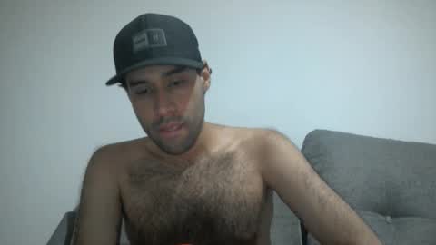 Snapshot of throwawayyourgun chatting on January 24, 6:46 pm Luka online show from January 24, 6:46 pm