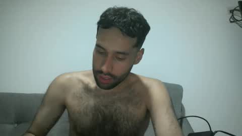 Snapshot of throwawayyourgun chatting on February 16, 1:36 am Luka online show from February 16, 1:36 am