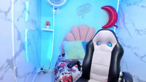 tiana_breeze online show from September 18, 4:16 am