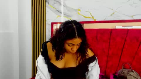 tiana_hots online show from April 17, 2:03 am