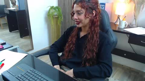 LIA online show from April 20, 4:32 pm