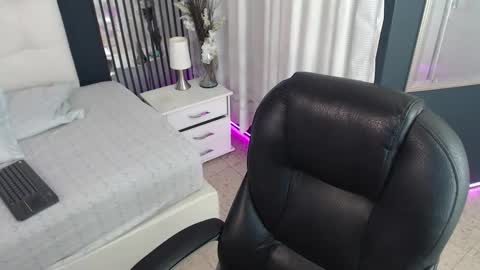 LIA online show from February 17, 12:15 pm