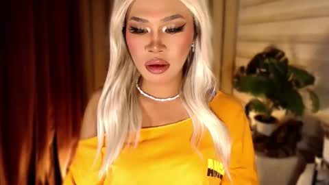 Sam online show from February 7, 6:44 pm