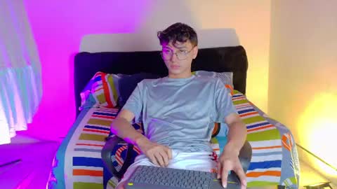 tifany_eiden online show from July 20, 11:45 am
