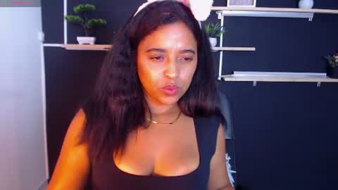 tiffany_cokie online show from June 22, 1:51 pm
