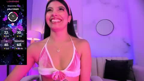 tiffany_low online show from October 29, 1:46 pm