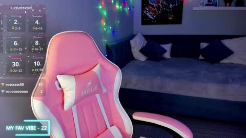 Tiffany online show from January 10, 11:22 am