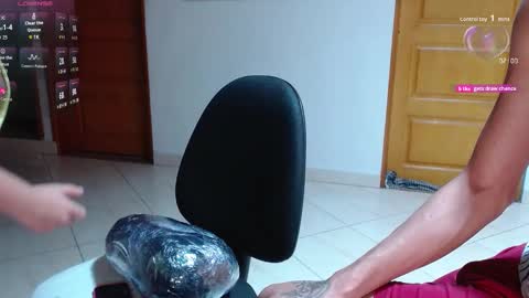 Tiffany 21 and Andy 32  online show from November 11, 2:36 am