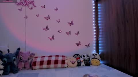 tiffany sofia online show from January 6, 8:02 pm