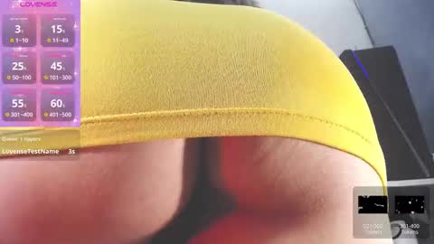 Snapshot of tiffany_teressa chatting on February 24, 1:24 am tiffany theressa online show from February 24, 1:24 am