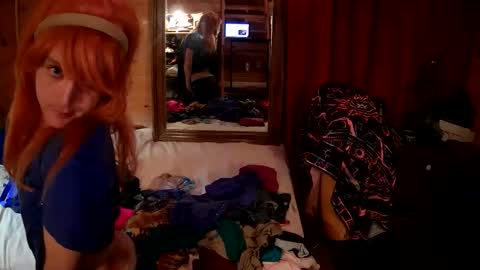 tiffanycase384727 online show from January 14, 5:15 am