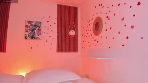 Tiffany online show from February 14, 5:04 pm