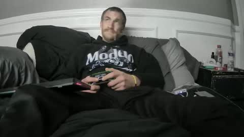 Tiggity23 come stroke my 9 cock with ne online show from April 1, 4:48 pm