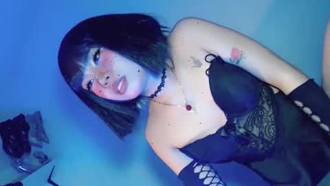 tight_elliana online show from March 6, 10:53 pm