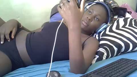 tight_pussie online show from March 12, 12:09 pm