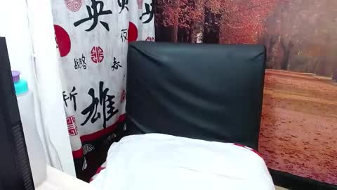 Tila online show from January 19, 1:48 am