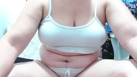 Tila online show from April 19, 12:44 am