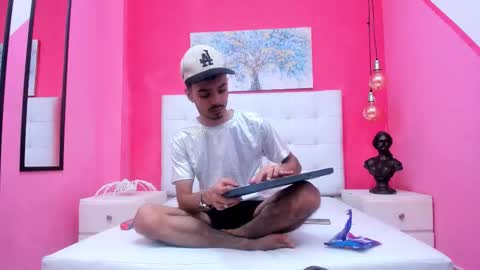 Evans  online show from October 29, 9:59 pm