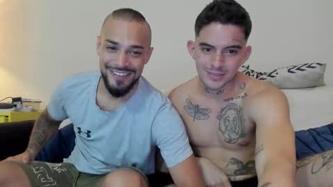Snapshot of timothy_eliot chatting on September 13, 3:09 am wanna play bareback uncut colombian couple new twink bbk online show from September 13, 3:09 am