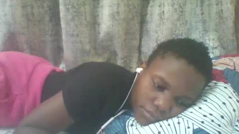 christine online show from April 12, 7:45 am