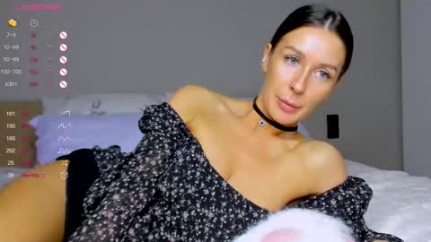 Tina online show from October 24, 10:05 am