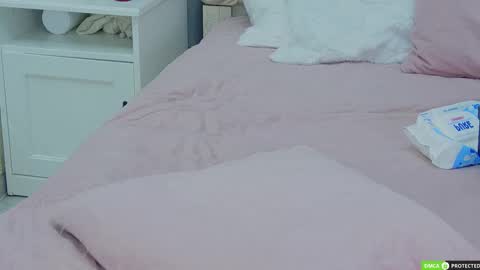 Tina online show from November 12, 4:04 am