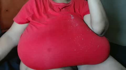 tinagiant online show from February 25, 8:34 pm