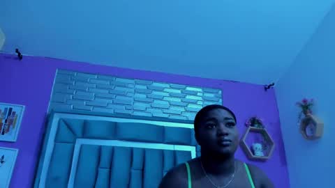 Tina online show from October 3, 8:28 pm