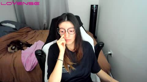 Tina online show from March 7, 8:44 pm