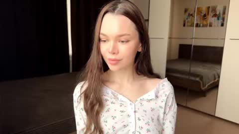 Tina online show from March 6, 7:07 am