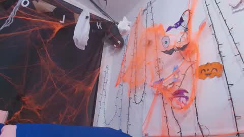 tinkerbell online show from October 21, 7:50 pm