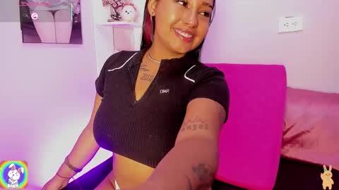 tinna noa online show from February 25, 7:50 pm