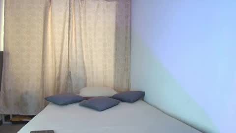 TINNY AND CANDY online show from March 28, 7:04 pm