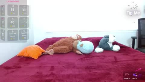 Tiny Caroline online show from July 15, 11:20 pm