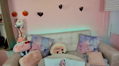Snapshot of tiny_cora chatting on October 23, 4:19 pm tiny_cora online show from October 23, 4:19 pm