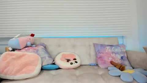 Snapshot of tiny_cora chatting on September 17, 5:16 pm tiny_cora online show from September 17, 5:16 pm