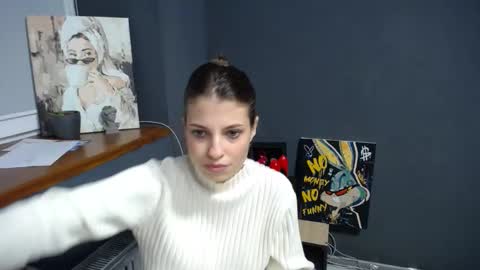 Gloria online show from November 25, 8:13 am